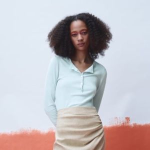 NWOT Zara knit Henley in EUC. Size medium